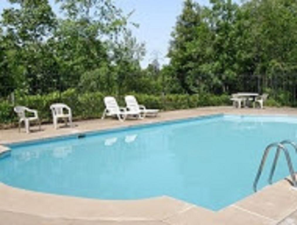Town And Country Inn Suites Spindale Exterior foto