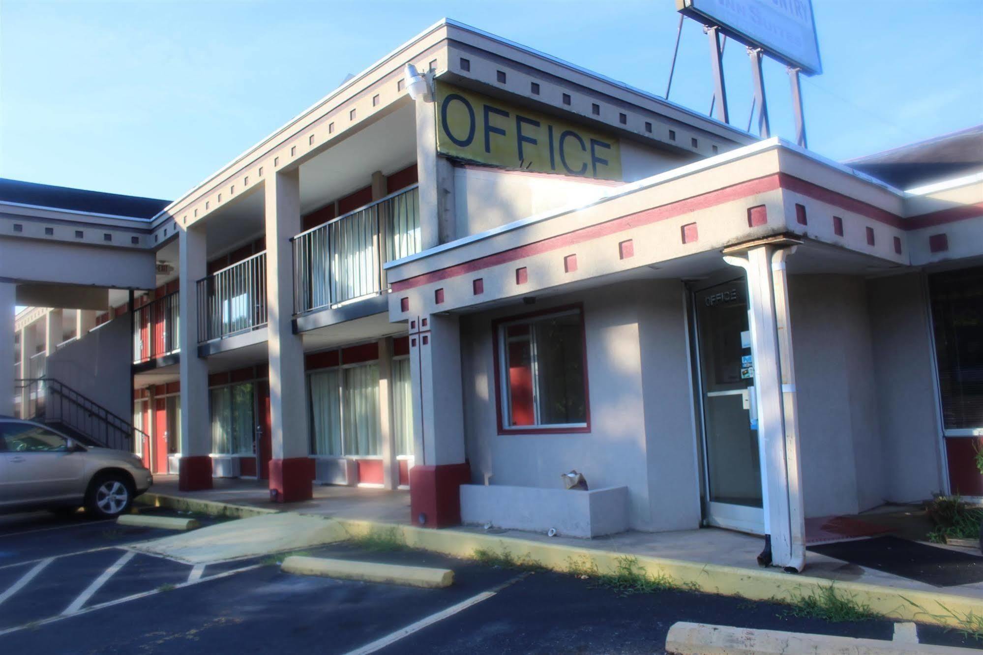 Town And Country Inn Suites Spindale Exterior foto